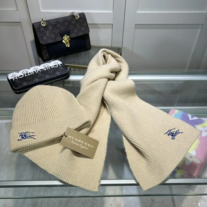 burberry hat and echapres set s_12610141